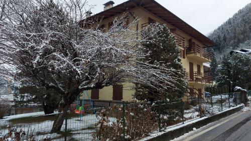 Foto casa inverno - Appartamento "Cima XII Apostoli", Dolomiti Rock.